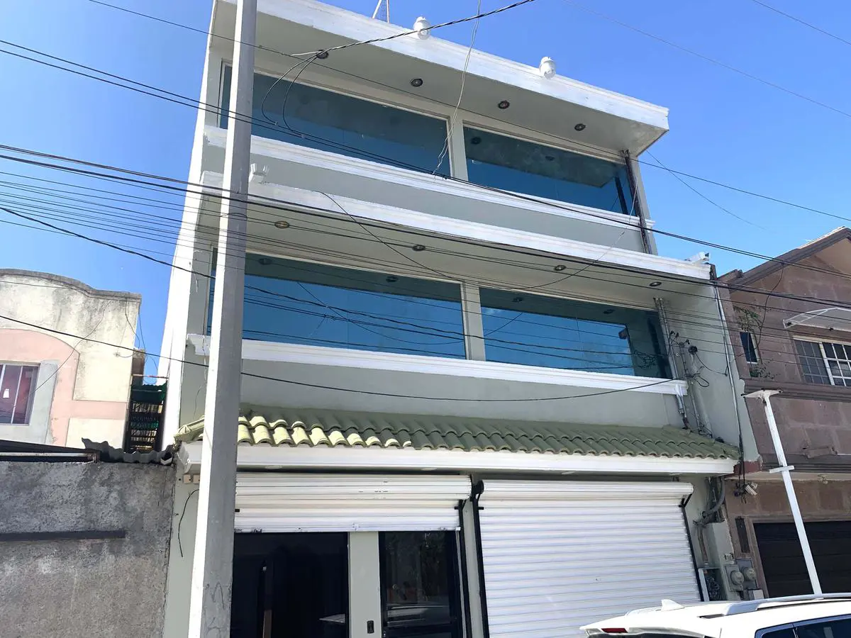 Edificio en venta en Hacienda los Angeles, San Nicolás de los Garza — foto 1 de 22