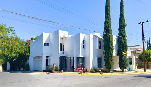 Casa en venta en Contry Tesoro, Monterrey — foto 3 de 9