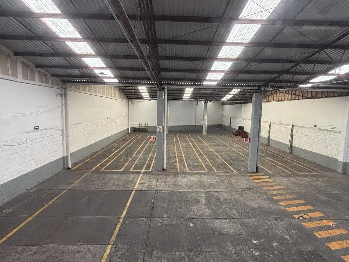 Bodega en renta en Federal, Venustiano Carranza — foto 1 de 16