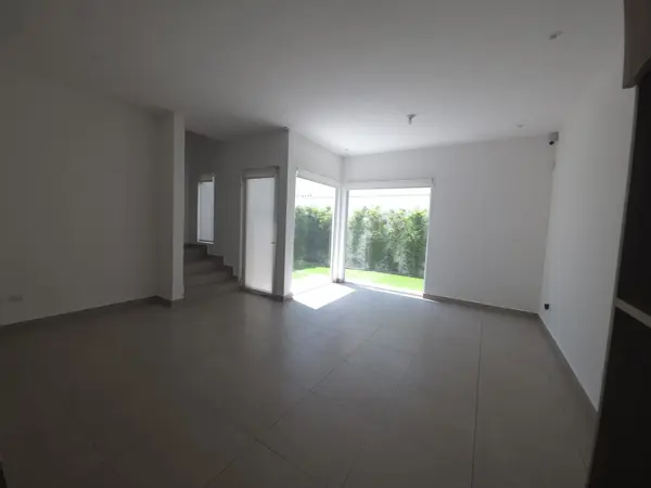 Casa en renta en Novelia, García — foto 2 de 31