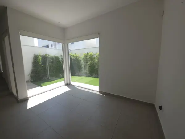 Casa en renta en Novelia, García — foto 3 de 31