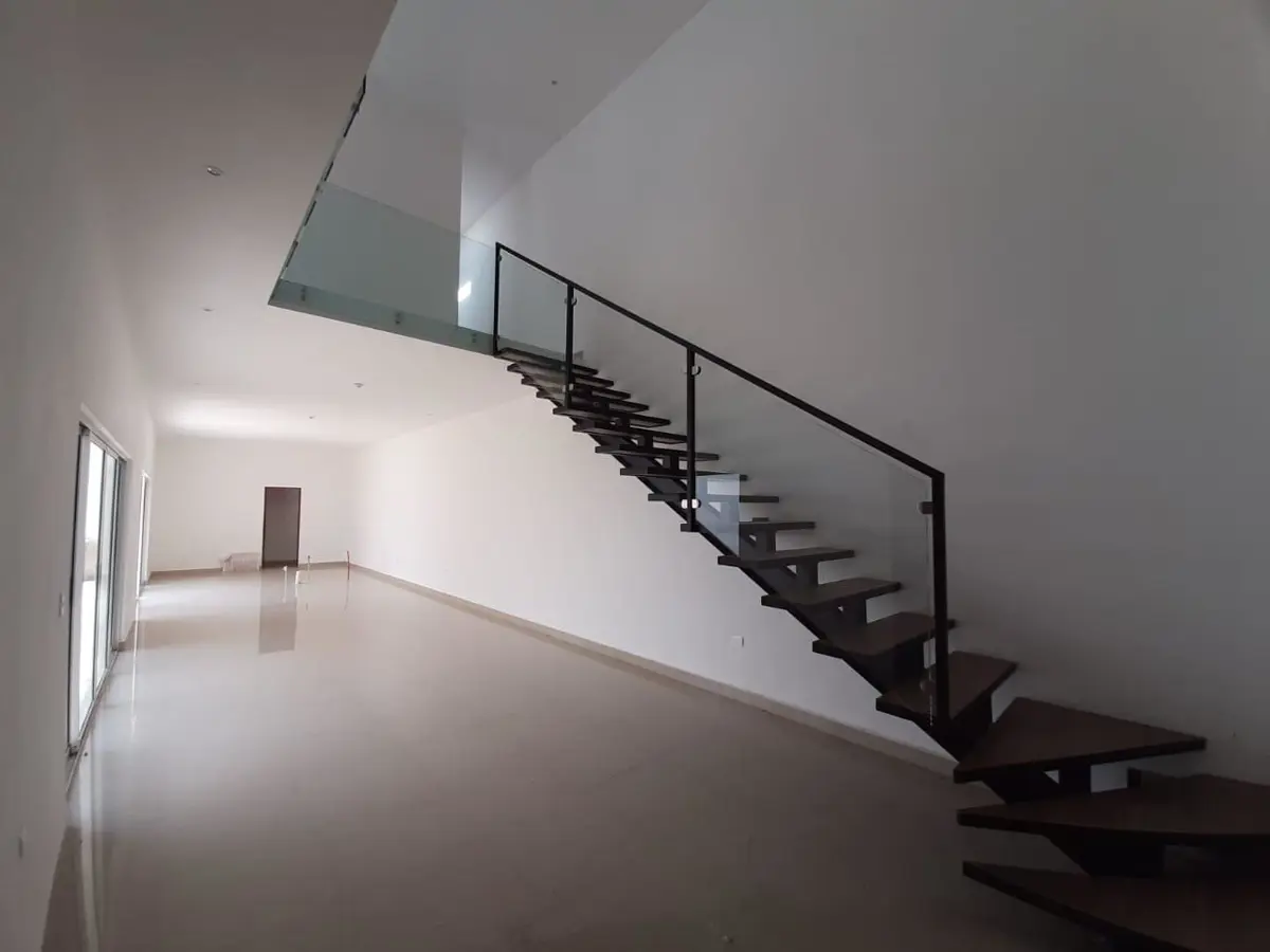 Casa en venta en Cumbres de Santiago, Santiago — foto 1 de 13