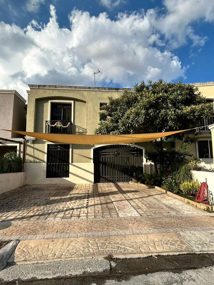 Casa en venta en Cerradas de Cumbres, Monterrey — foto 1 de 21