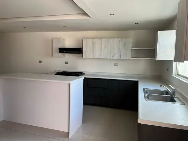Casa en venta en Las Lomas, García — foto 3 de 28