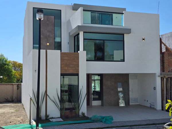 Vendo Hermosa Residencis Nueva Lomas de ANGELOPOLIS 3 excelentes acabado