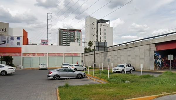 Local en Renta en Cumbres Elite 2 Sector, Monterrey, Nuevo León 2