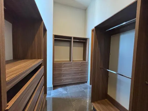Departamento en Renta en Del Valle, San Pedro Garza García, Nuevo León 2