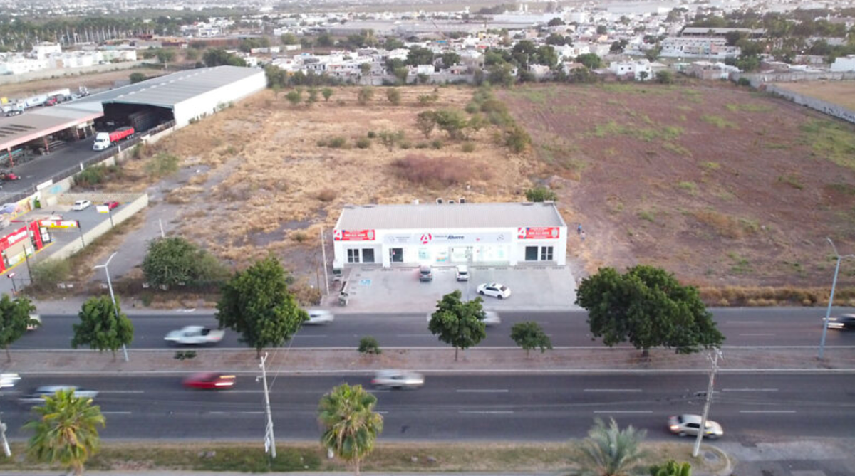 Local en renta en Aeropuerto, Culiacán — foto 1 de 2