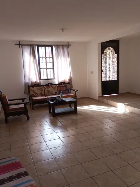 Casa en venta en Ampliación Jardines de Torremolinos, Morelia — foto 2 de 13