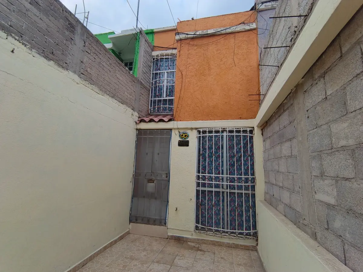 Casa en venta en Ciudad Galaxia los Reyes, Chicoloapan — foto 1 de 14