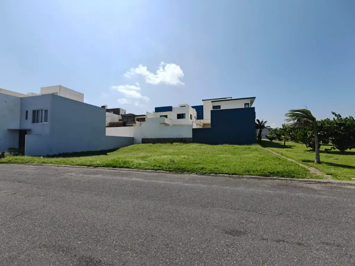 Terreno en venta en Lomas del Sol, Alvarado — foto 1 de 10