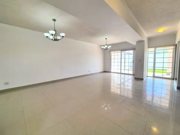 Casa en renta en Los Viñedos, Torreón — foto 3 de 28