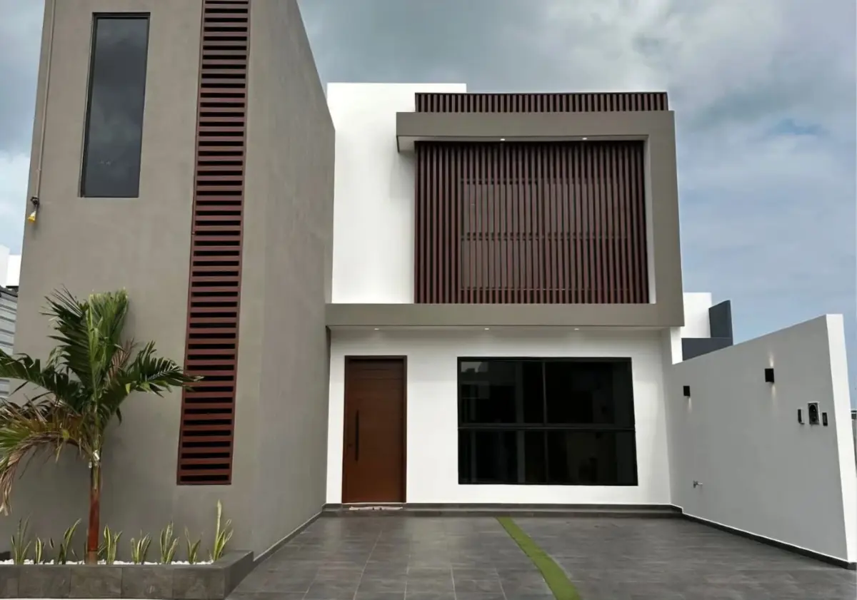 Casa en venta en Lomas de la Rioja, Alvarado — foto 1 de 18