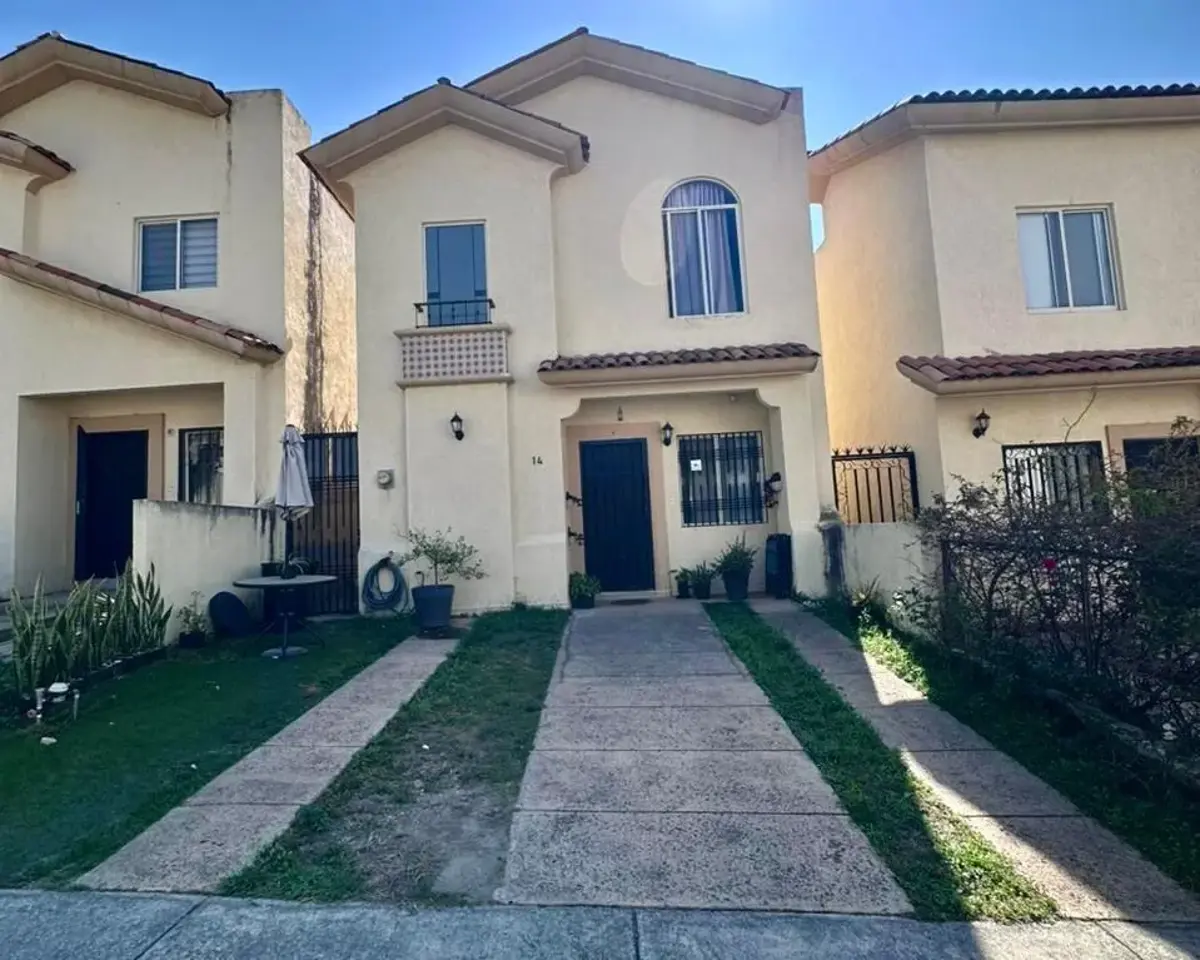 Casa en venta en Residencial Alta California, Tlajomulco de Zúñiga — foto 1 de 43