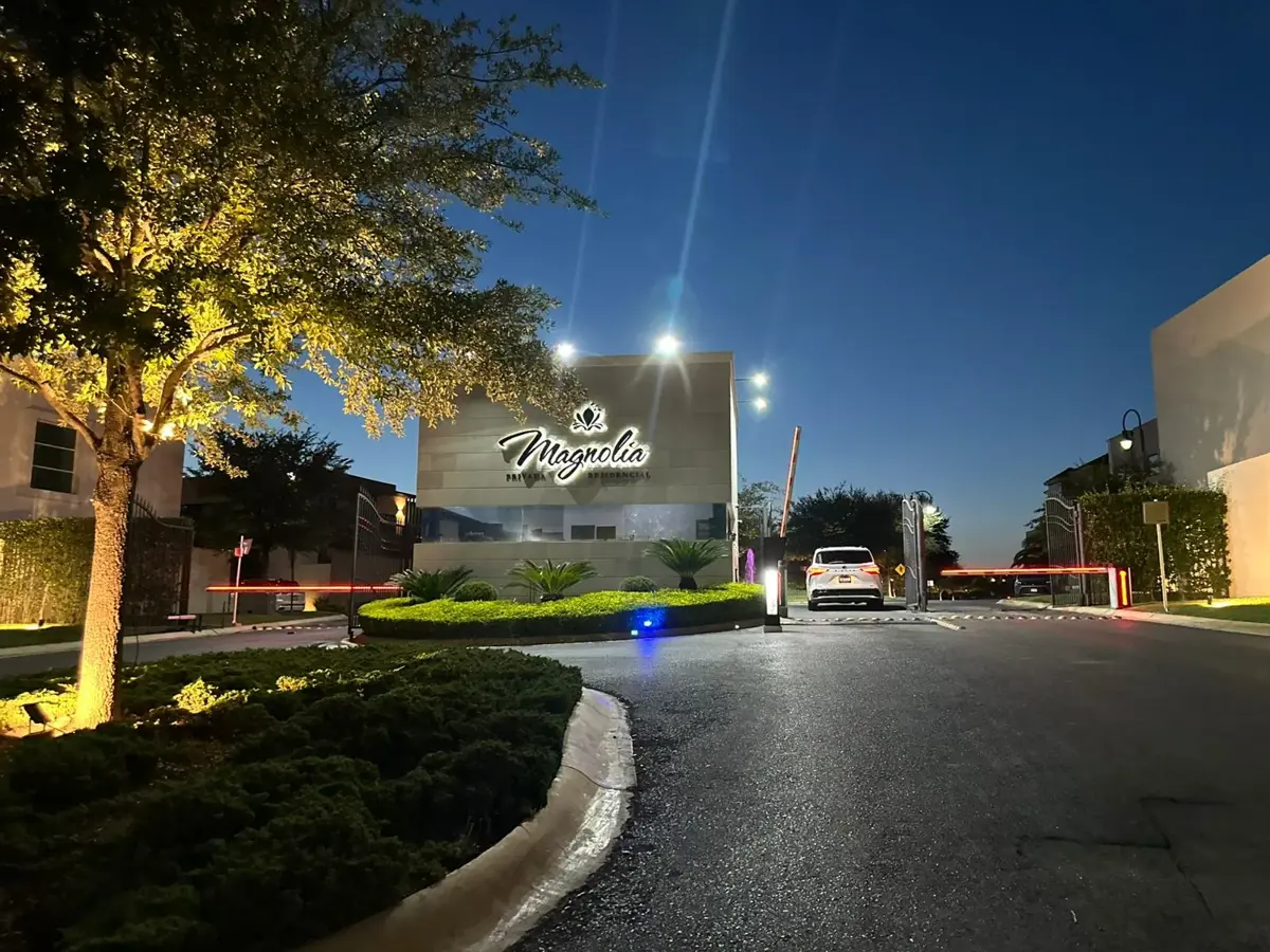 Casa en venta en La Joya Privada Residencial, Monterrey — foto 1 de 12