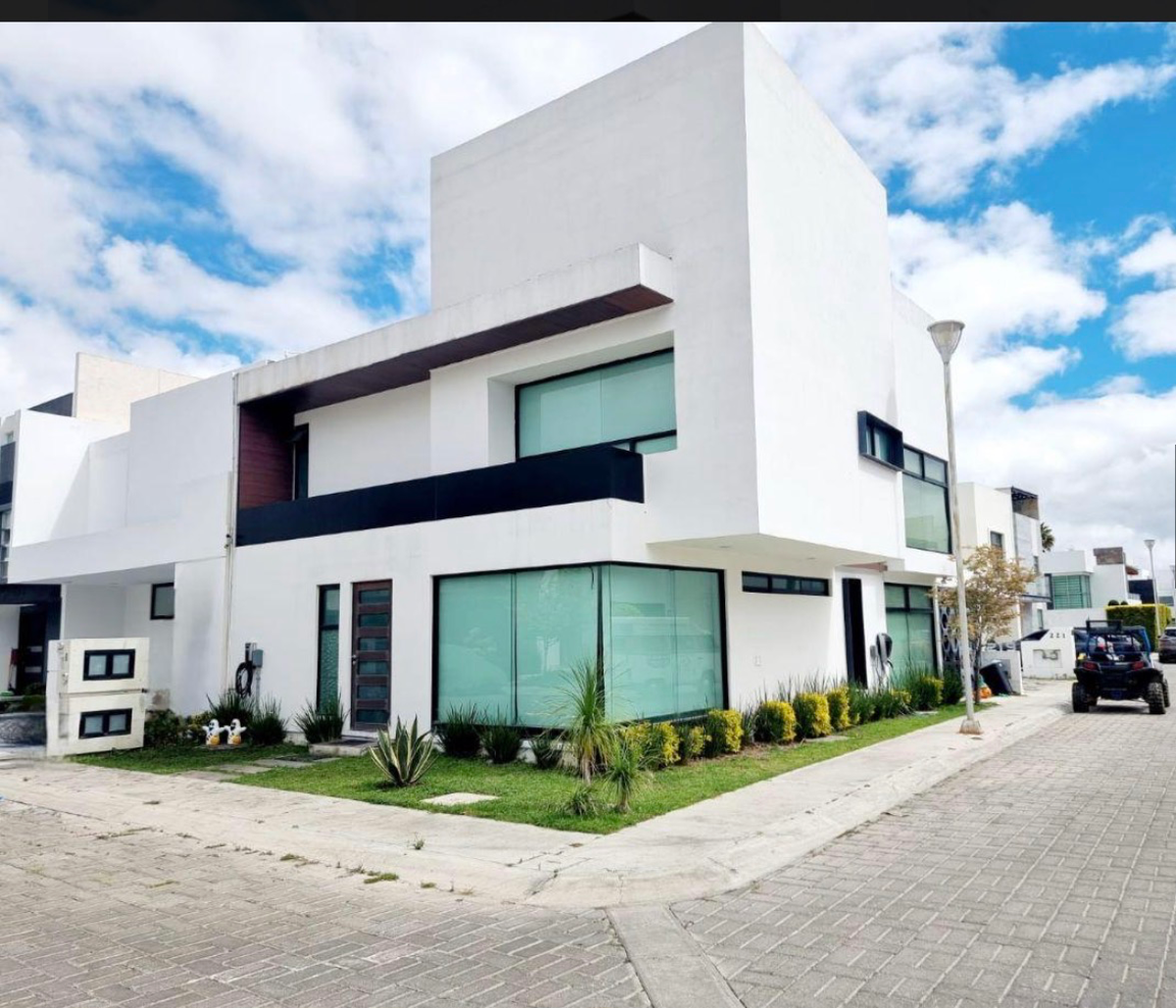 Casa en venta en Zona Plateada, Pachuca de Soto — foto 1 de 27