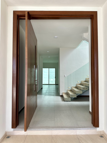 Casa en venta en Rincón de Alcántara, Saltillo — foto 2 de 15