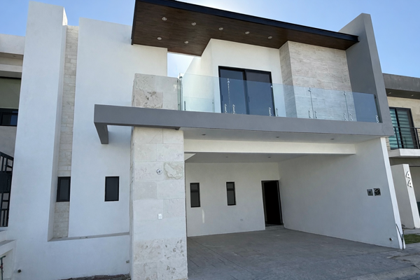 Casa con habitación en planta baja