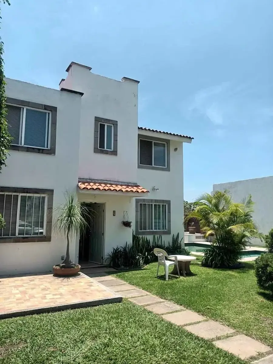 Casa en venta en Tzompantle Norte, Cuernavaca — foto 1 de 13