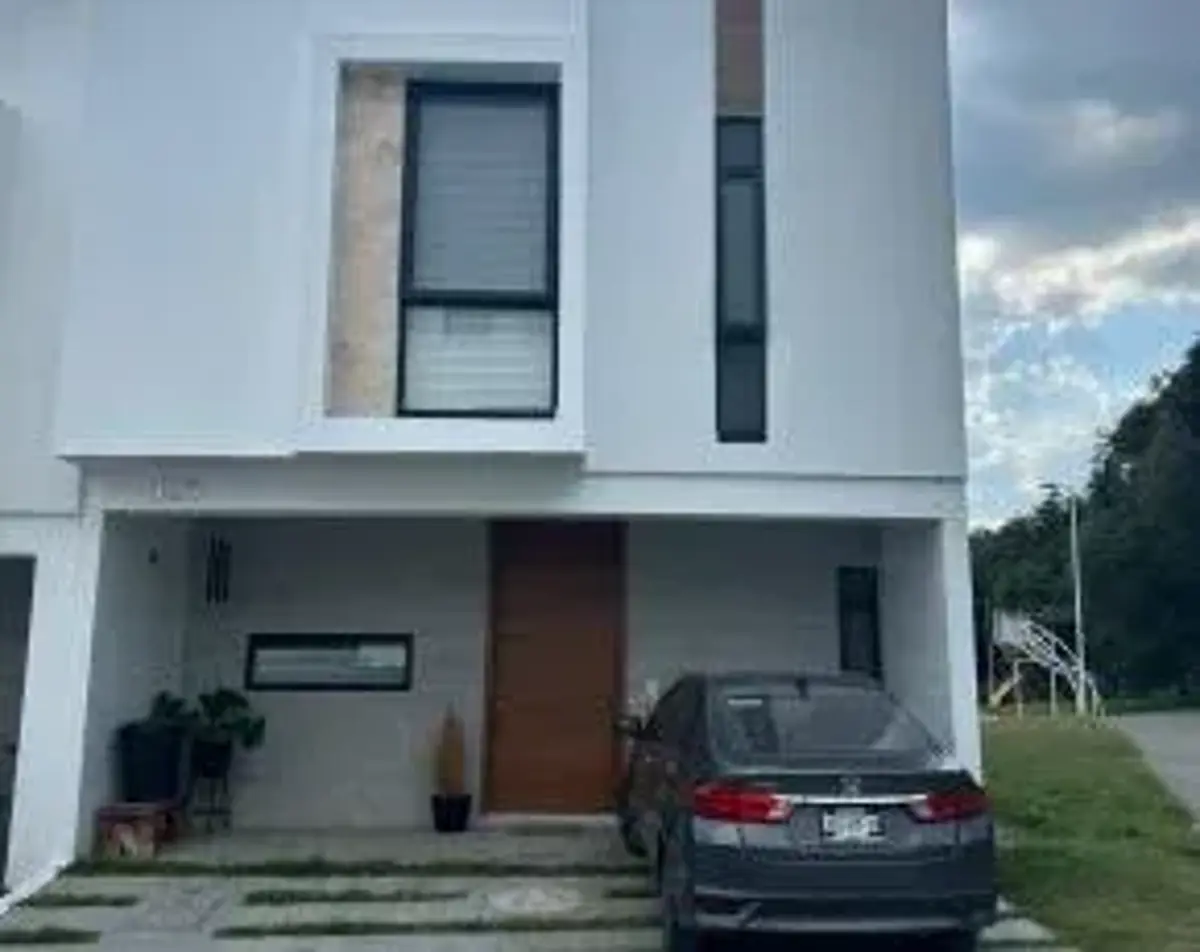 Casa en renta en Bosques Santa Anita, Tlajomulco de Zúñiga — foto 1 de 12
