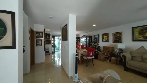 Venta de Casa Remodelada en Milenio lll