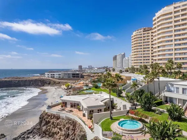 CONDOMINIO EN LA JOLLA DEL MAR