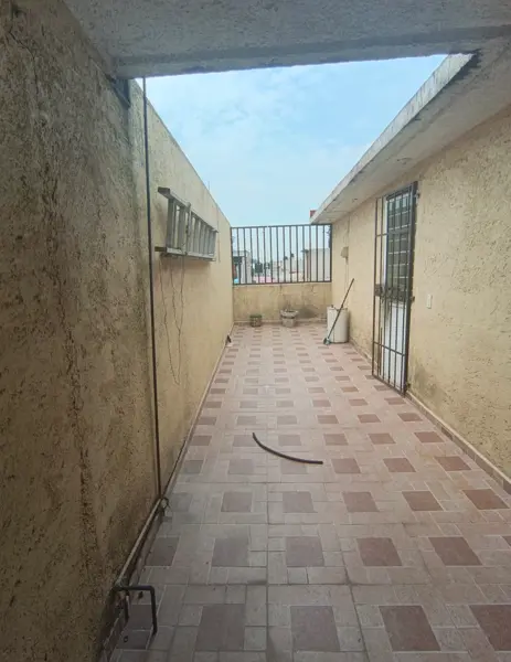 Casa en venta en Ampliación Guadalupe Victoria, Ecatepec de Morelos — foto 2 de 17
