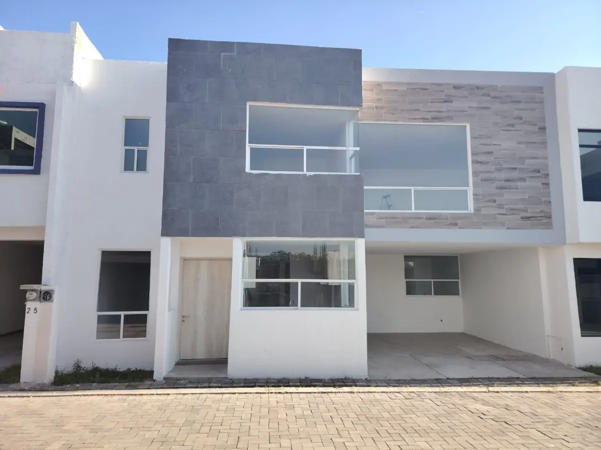 Casa en venta en Cuautlancingo, Cuautlancingo — foto 1 de 19