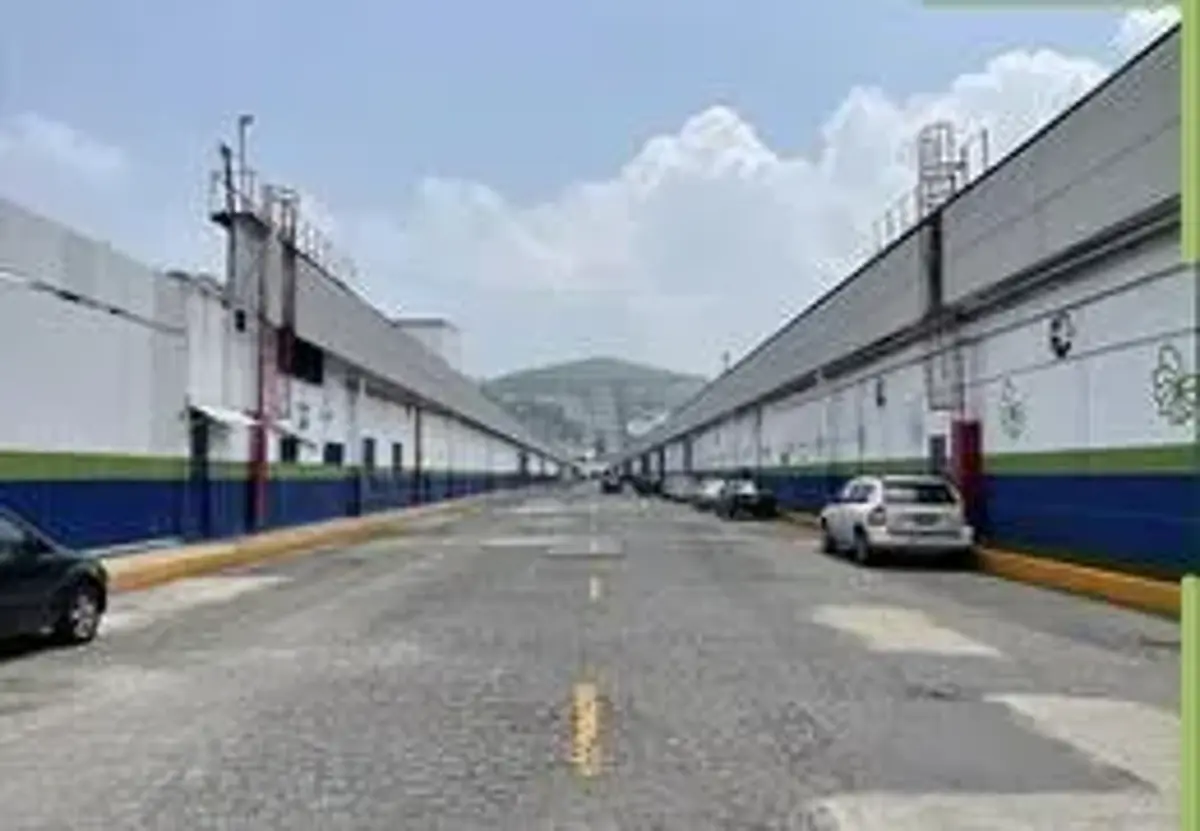 Bodega en renta en Niños Heroes, Tlalnepantla de Baz — foto 1 de 5
