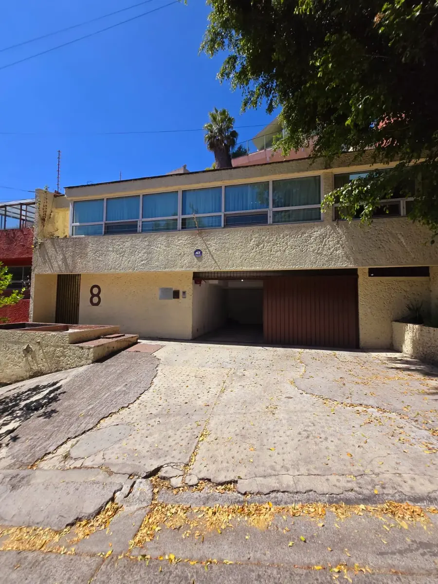 Casa en venta en Lomas de Tecamachalco, Naucalpan de Juárez — foto 1 de 38