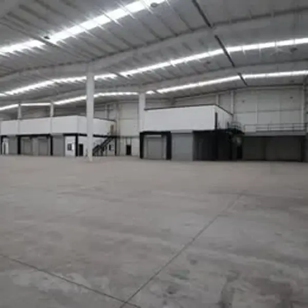Nave idnsutrial de 10,550 m2 en Parque doña Rosa
