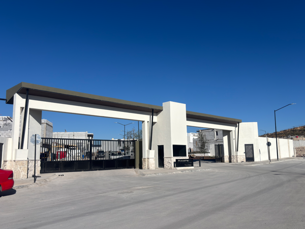 Casa en venta en Brisas Poniente, Saltillo — foto 2 de 12