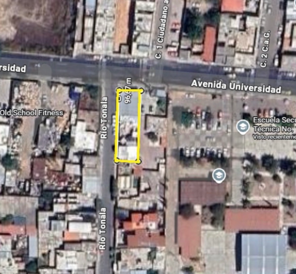 TERRENO EN RENTA SOBRE AV. Universidad SAN JUAN DEL RÍO QRO.