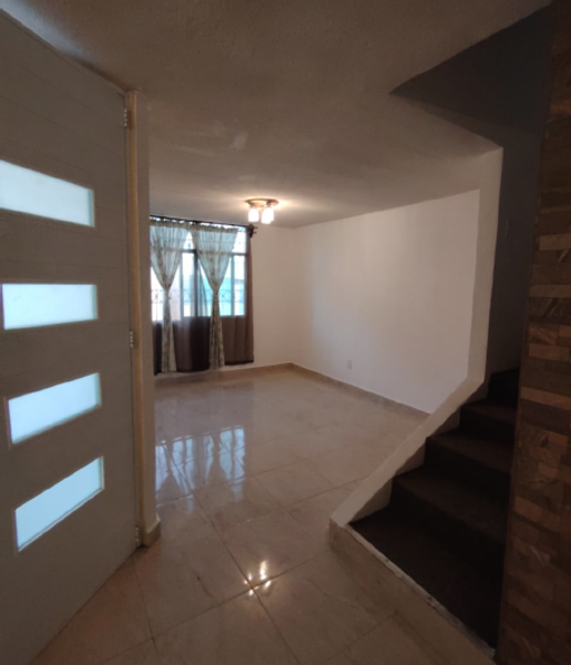 Casa en venta en Privadas del Valle, Huehuetoca — foto 3 de 27