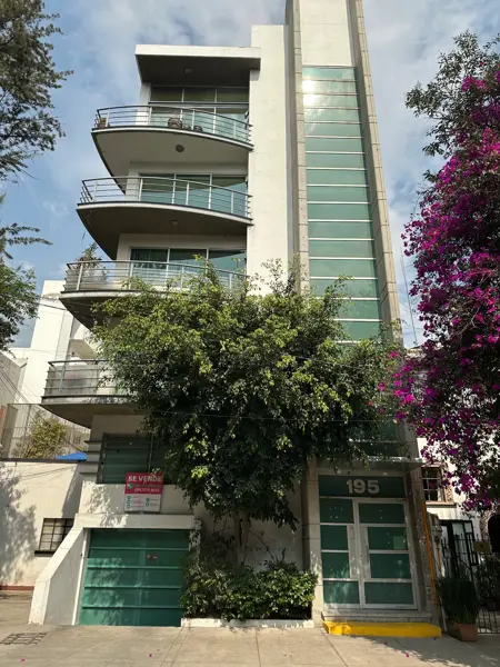 Departamento en Venta en Hipódromo Condesa, Excelente Ubicación