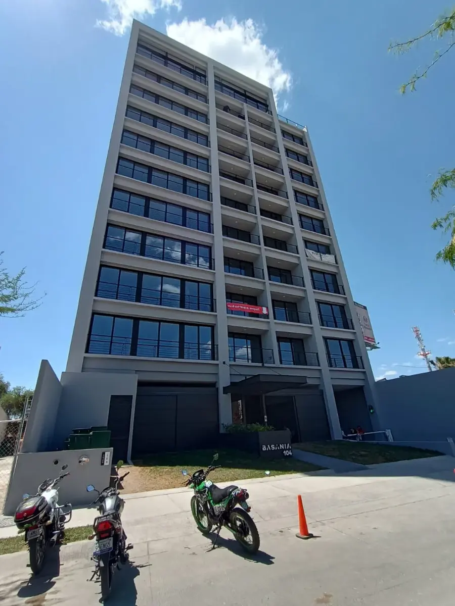 Departamento en renta en Jardines del Moral, León — foto 1 de 23