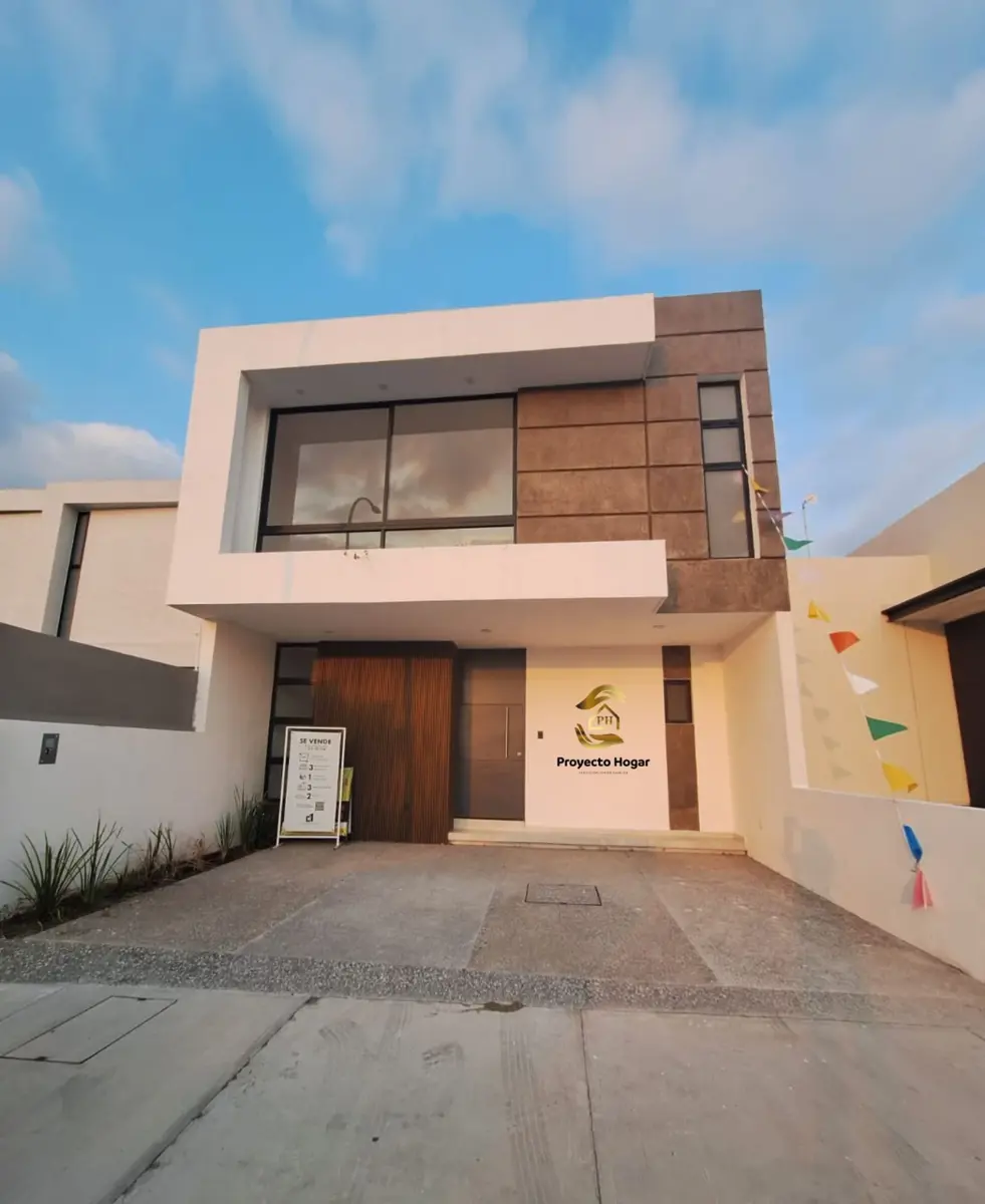 CASA EN VENTA EN VILLA DE ALVAREZ, COLIMA CASA EN VENTA EN VILLA DE ALVAREZ, COLIMA