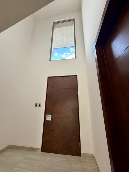 Casa en venta en Monte Sabino Residencial, Saltillo — foto 2 de 15