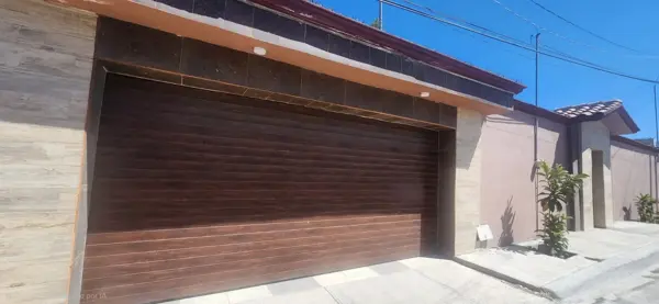 Casa en venta en Los Manantiales, Saltillo — foto 2 de 24