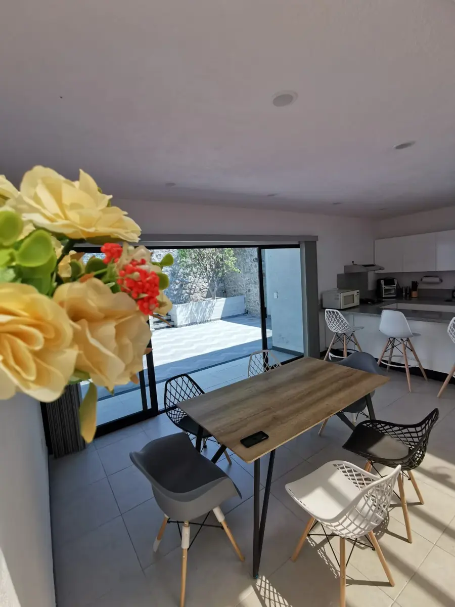 Casa en venta en El Polvorín, Cuernavaca — foto 1 de 18