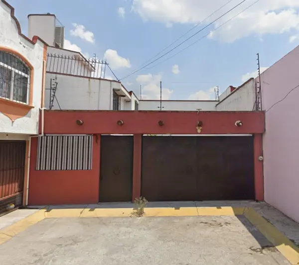 Casa en venta en Villas Santín, Toluca — foto 3 de 3