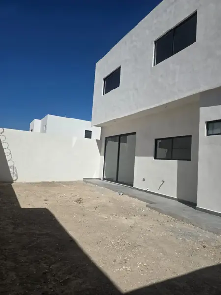 Casa en venta en Valle de Fontanna, Ramos Arizpe — foto 2 de 8