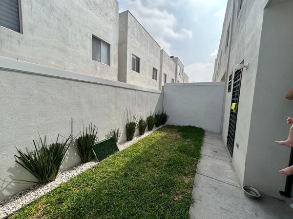 Casa en renta en Montenova, García — foto 3 de 12