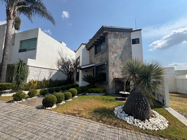 Casa en venta en Lomas de Angelópolis, San Andrés Cholula — foto 2 de 52