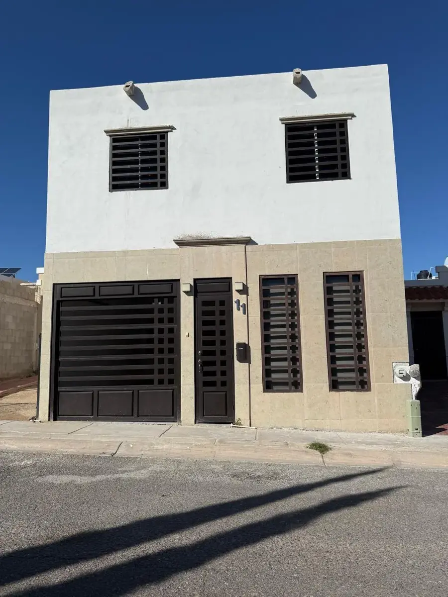 Casa en venta en Urbi Villa del Rey, Hermosillo — foto 1 de 15