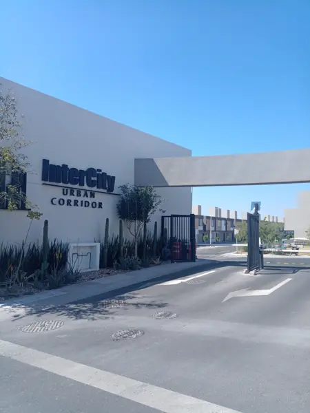 Casa en venta en InterCity, El Marqués — foto 2 de 27