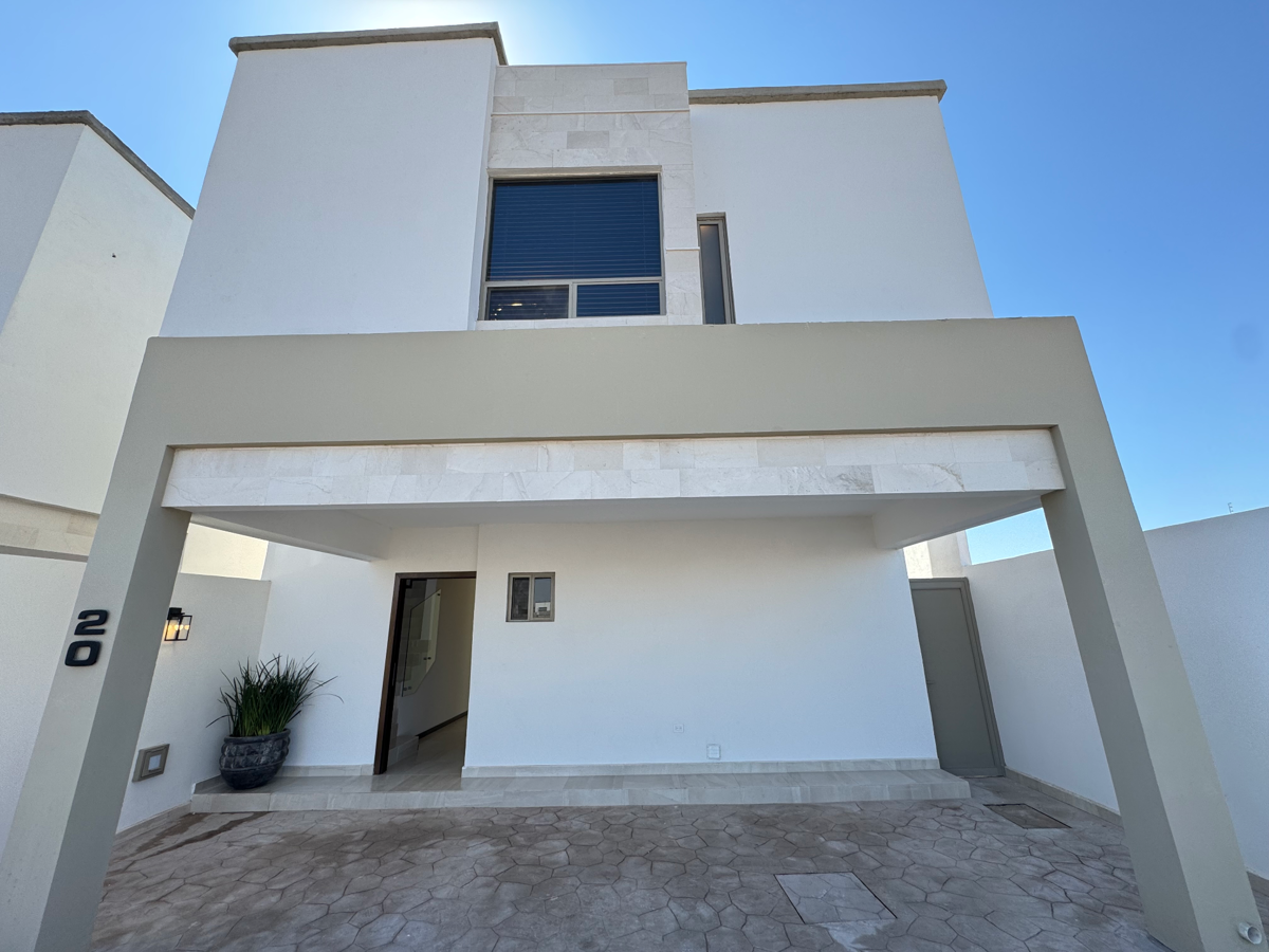 Casa en venta en Los Viñedos, Torreón — foto 1 de 25