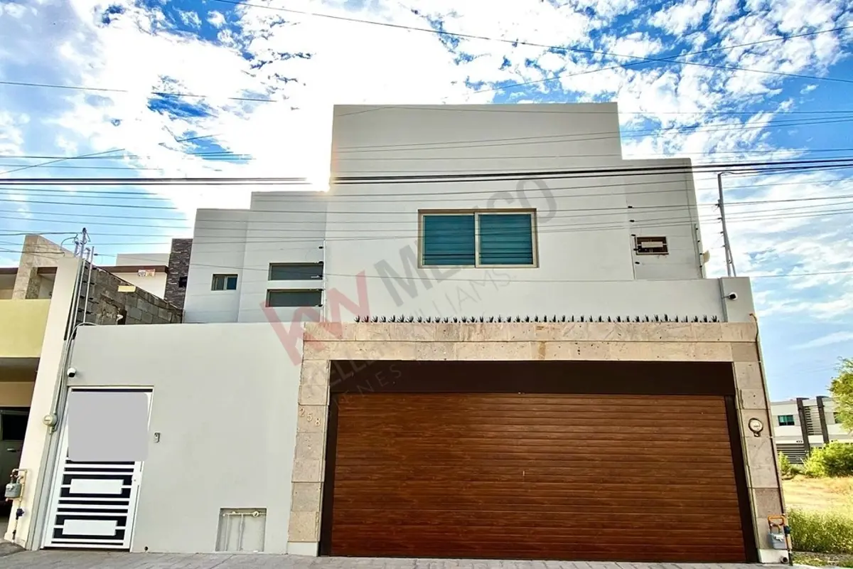 Casa en venta en Los Viñedos, Torreón — foto 1 de 36