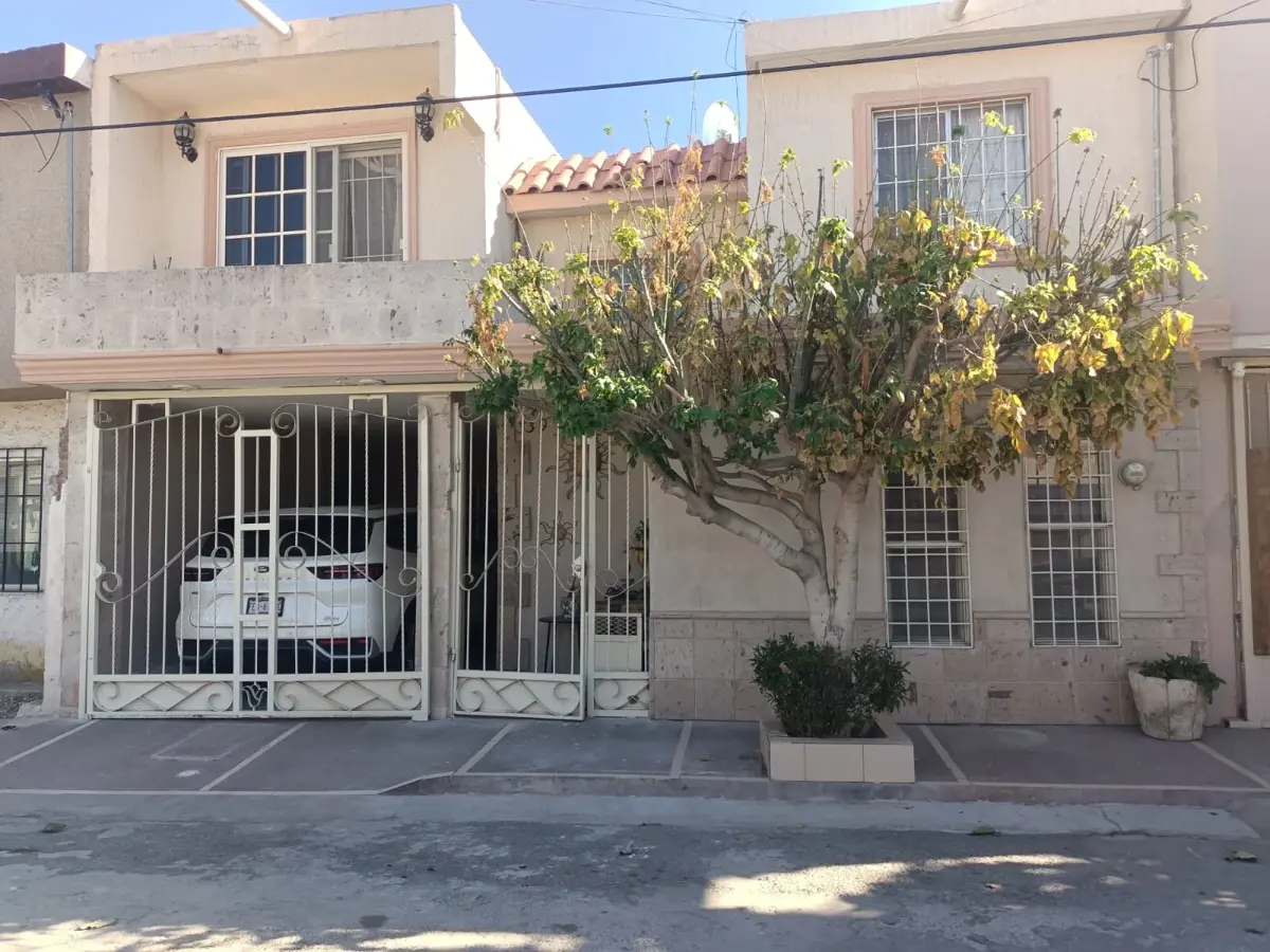 Casa en venta en Villa Florida, Torreón — foto 1 de 18