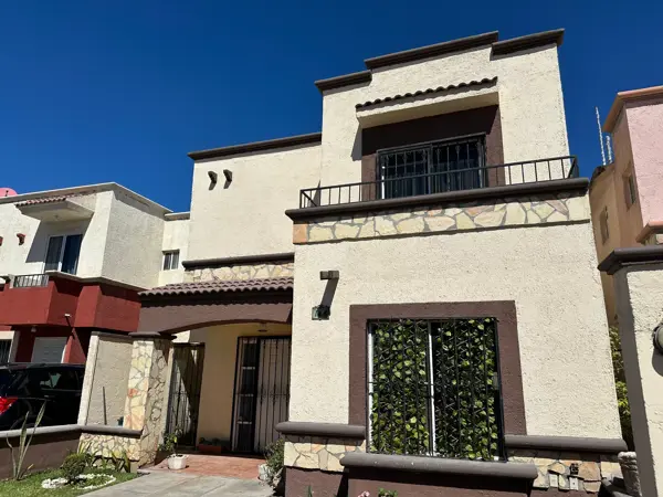 Casa en venta en Hacienda San Rafael, Saltillo — foto 3 de 26